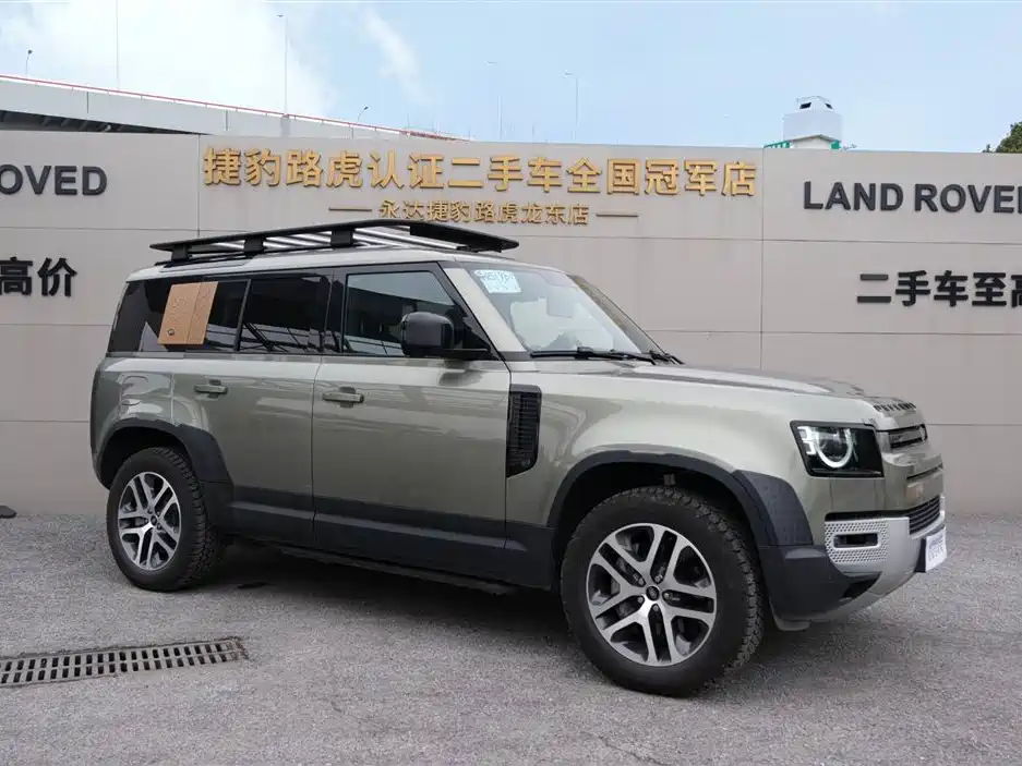Land Rover Land Rover Defender 2024 110 3.0T P400 Dark Edition 2025 - thumbnail 3