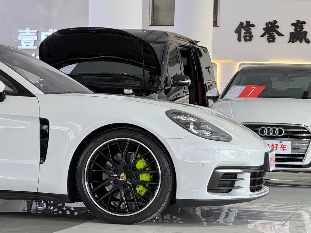 Porsche Porsche Panamera 2017 3.0T 2018 - thumbnail 4
