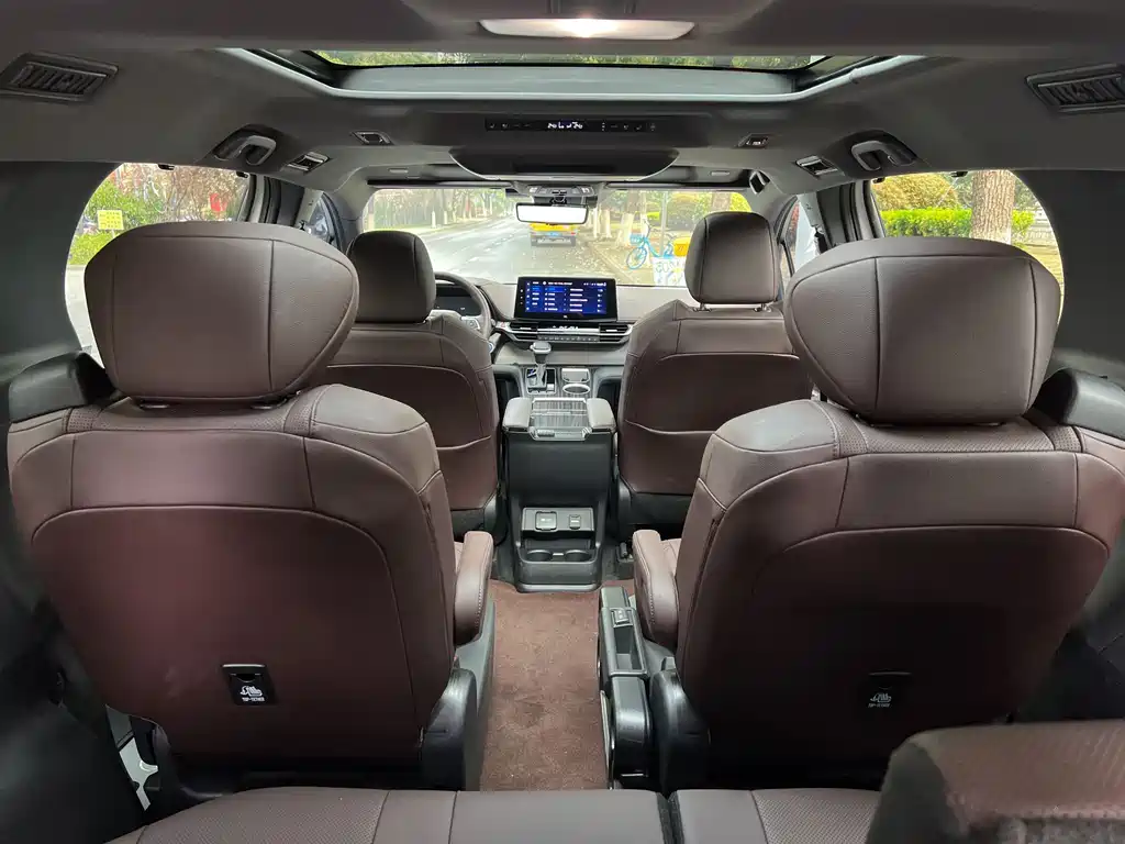 Toyota Toyota Granvia 2023 2.5L Hybrid Flagship VIP Edition 2023 - thumbnail 20