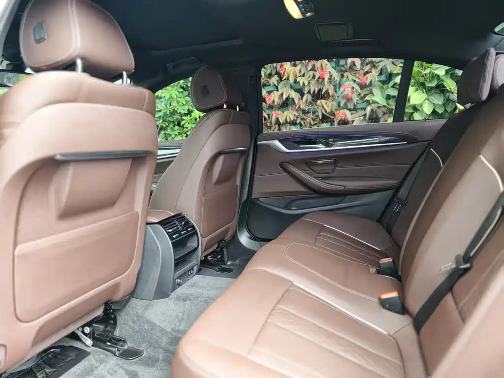 BMW BMW 5 Series 2022 525Li M Sport Package 2022 - thumbnail 10