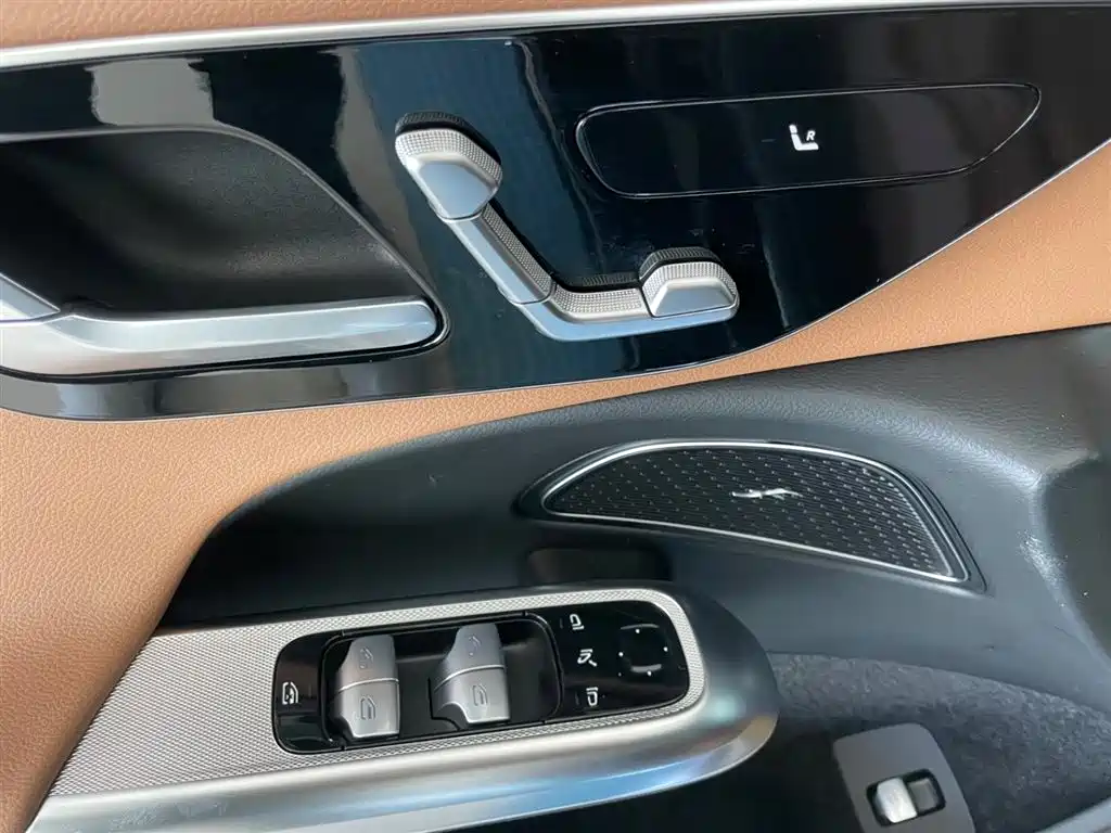 Mercedes-Benz Mercedes-Benz E-Class 2024 E 260 L 2024 - thumbnail 10