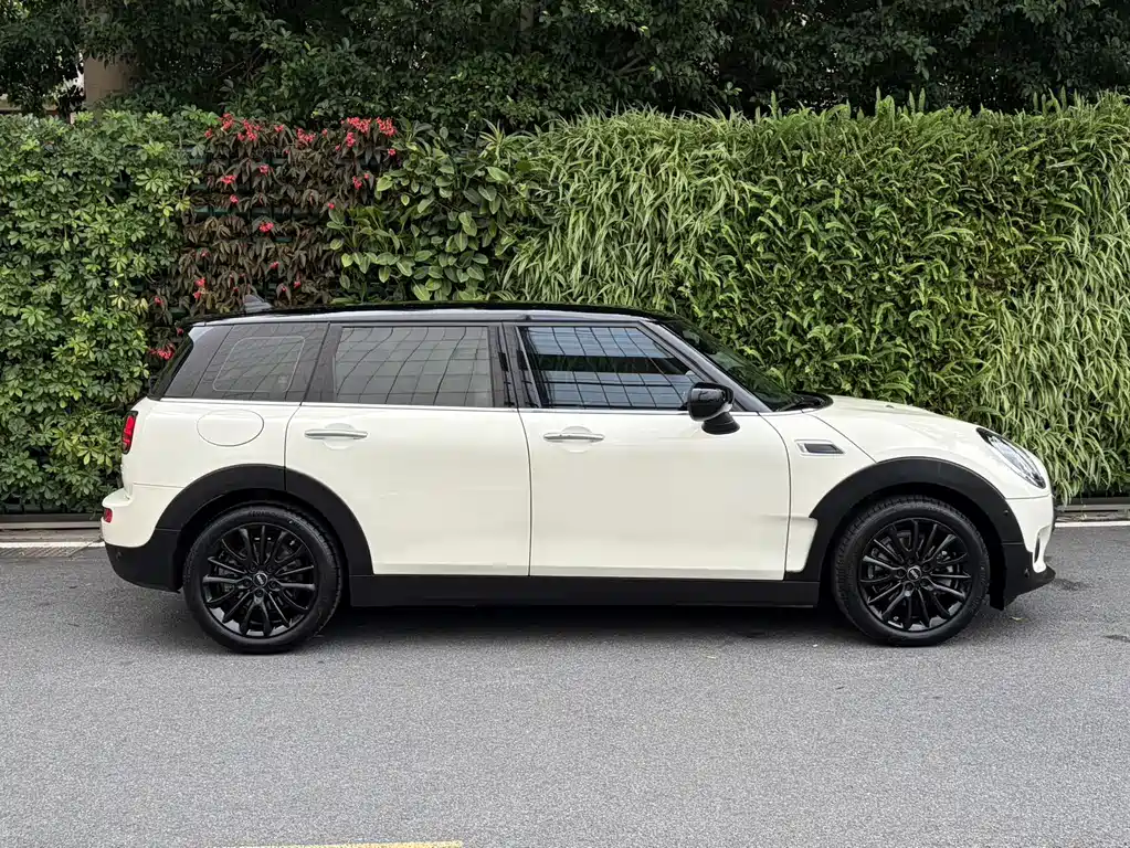 MINI MINI CLUBMAN 2023 1.5T COOPER Classic 2022 - thumbnail 5