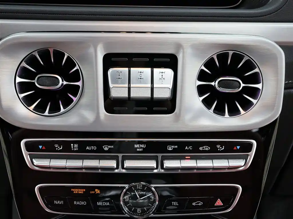 Mercedes-Benz Mercedes-Benz G-Class 2024 G 350 2024 - thumbnail 16