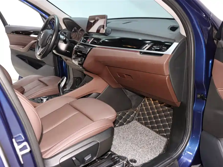 BMW BMW X1 2020 sDrive25Li Leading Edition 2020 - thumbnail 8