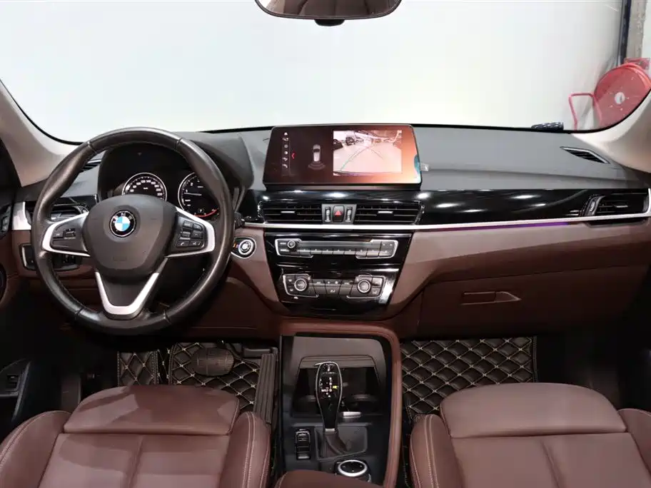 BMW BMW X1 2020 sDrive25Li Leading Edition 2020 - thumbnail 12