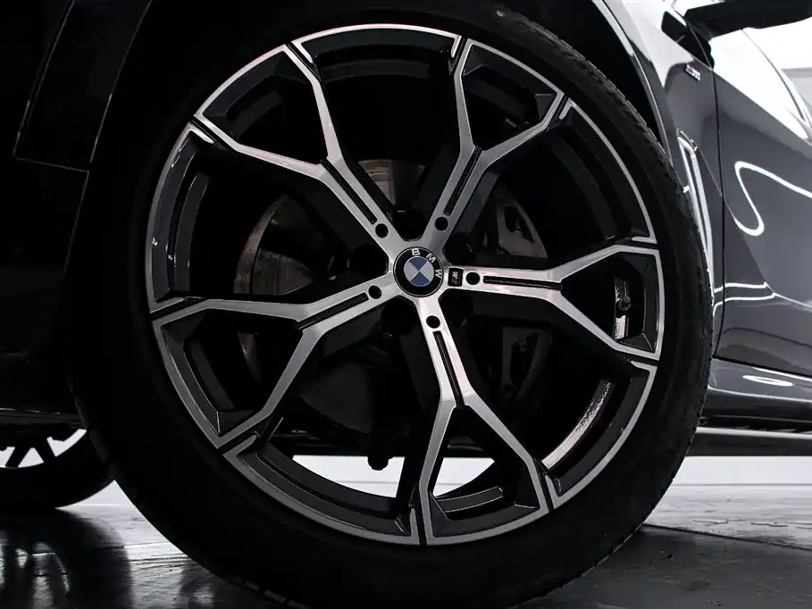 BMW BMW X5 xDrive 40Li M Sport Package 2022 Model Year 2023 - thumbnail 15