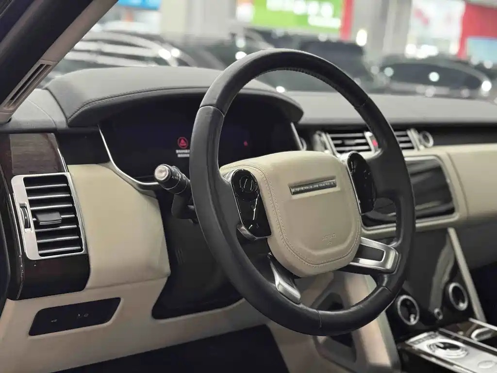 Land Rover Range Rover 2021 3.0 L6 Heritage Edition 2021 - thumbnail 12