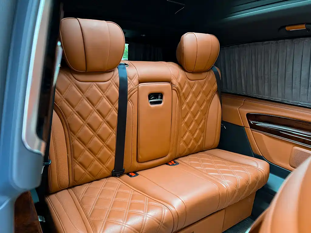 Mercedes-Benz Mercedes-Benz V-Class 2022 V 260 L Long Wheelbase Luxury Edition 2024 - thumbnail 23