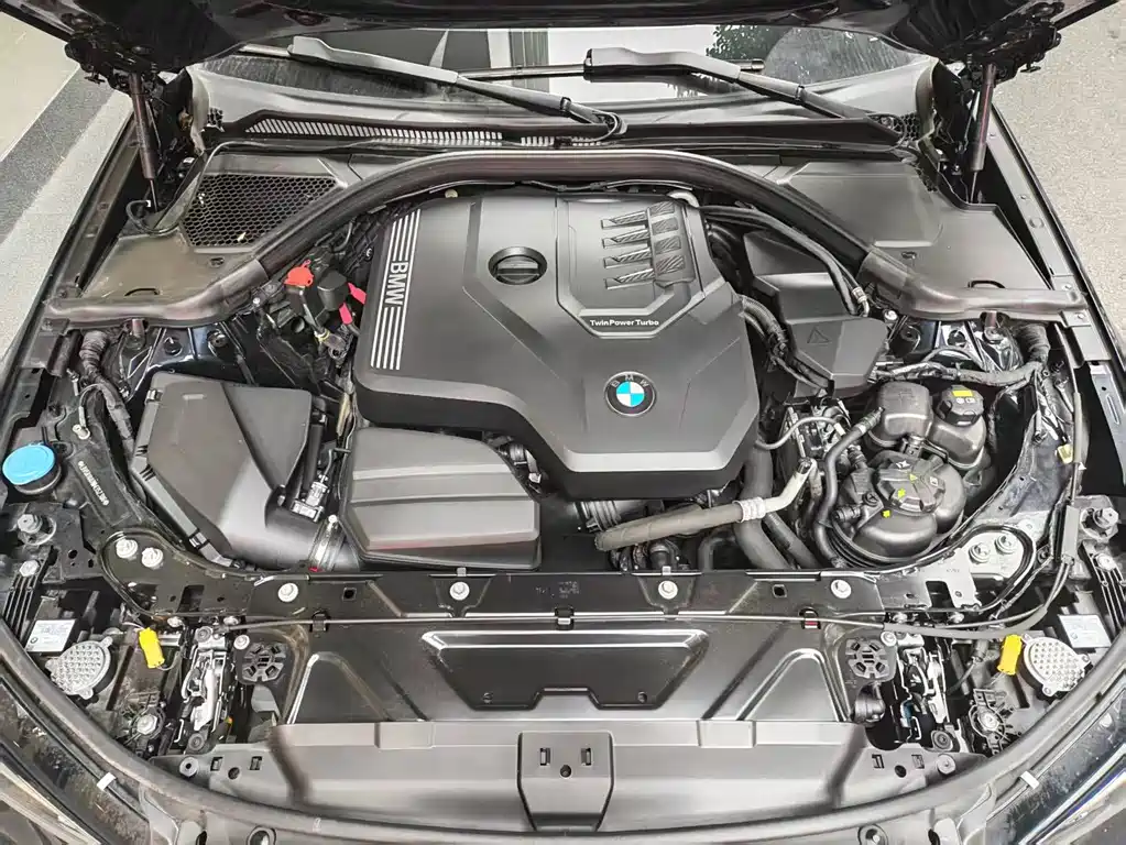 BMW BMW 3 Series 2022 330i M Sport Shadow Night Package 2022 - thumbnail 9