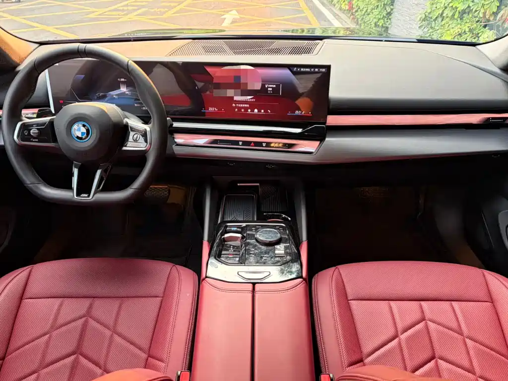 BMW BMW i5 2025 eDrive 35L M Sport Package 2026 - thumbnail 9
