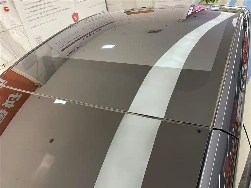 Tesla Model Y 2025 Long Range AWD First Edition 2025 - thumbnail 9