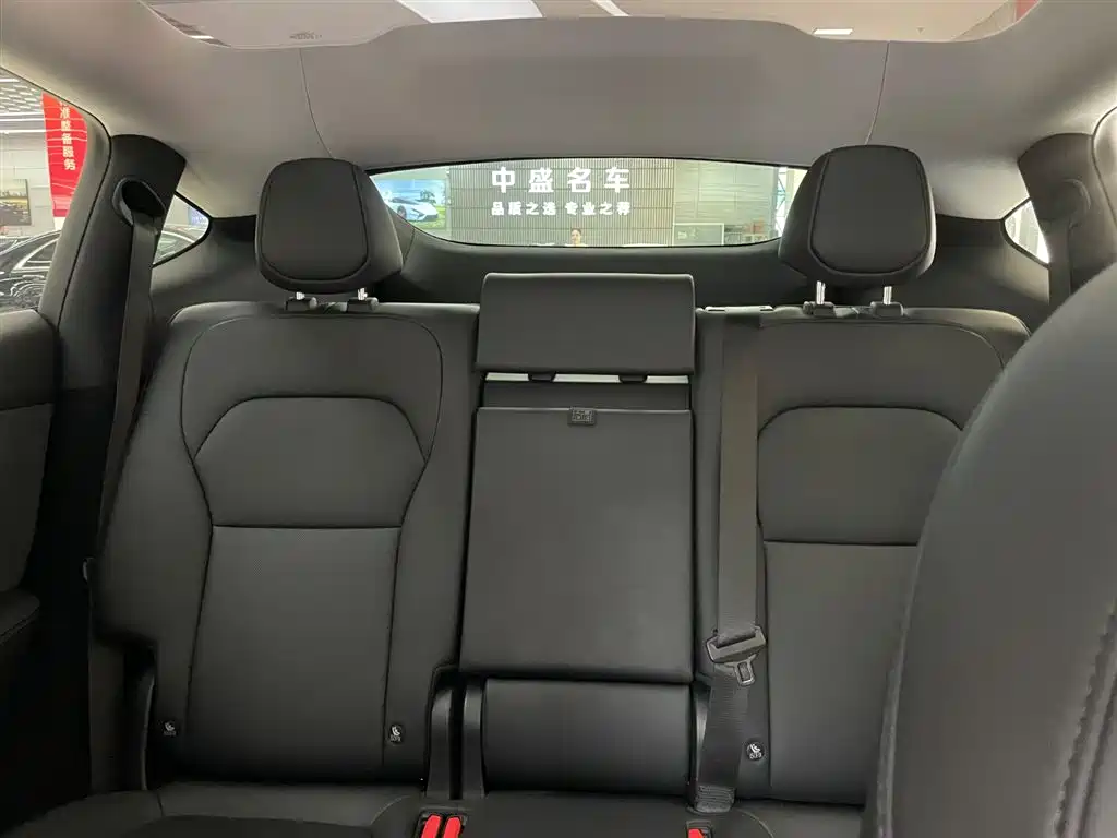 Tesla Model Y 2025 Long Range AWD First Edition 2025 - thumbnail 12