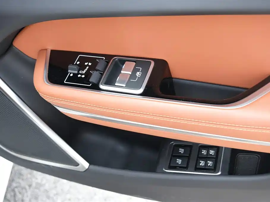 Jaguar Jaguar XFL 2024 2.0T P300 AWD Flagship Sport Gold Edition 2024 - thumbnail 15