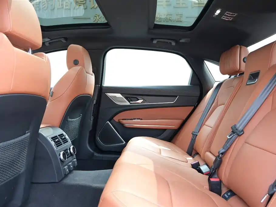 Jaguar Jaguar XFL 2024 2.0T P300 AWD Flagship Sport Gold Edition 2024 - thumbnail 16