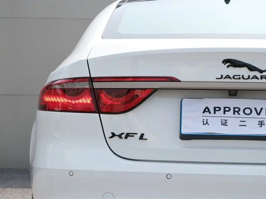 Jaguar Jaguar XFL 2024 2.0T P300 AWD Flagship Sport Gold Edition 2024 - thumbnail 19