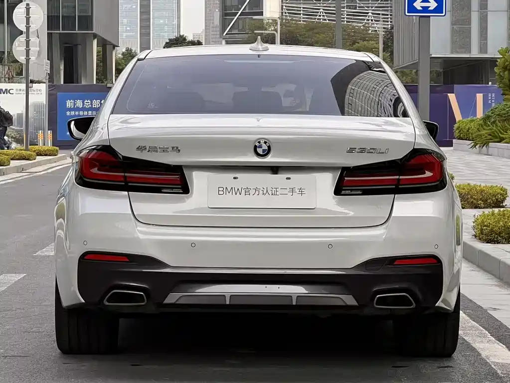 BMW BMW 5 Series 2021 530Li Leading Model M Sport Package 2021 - thumbnail 4