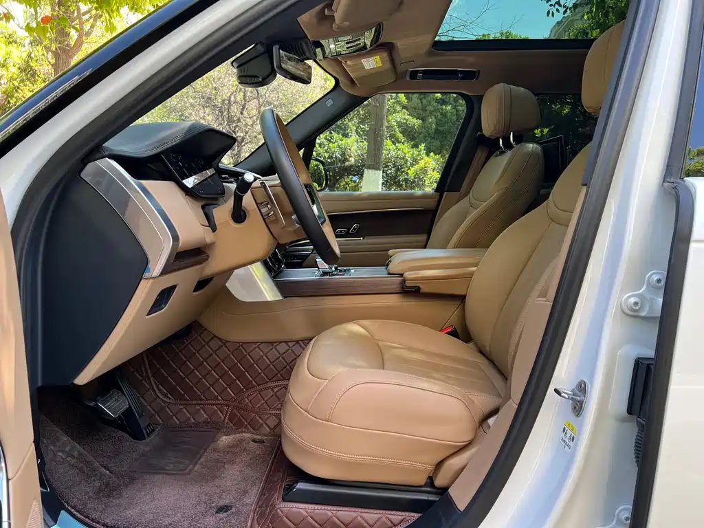 Land Rover Range Rover 2023 3.0 L6 400PS Autobiography Long Wheelbase 2023 - thumbnail 7