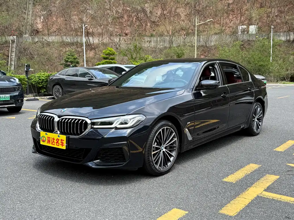 BMW BMW 5 Series 2022 Model Year Facelift 530Li Leading Type M Sport Package 2022 - thumbnail 2