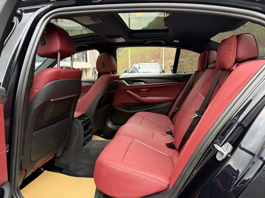 BMW BMW 5 Series 2022 Model Year Facelift 530Li Leading Type M Sport Package 2022 - thumbnail 7