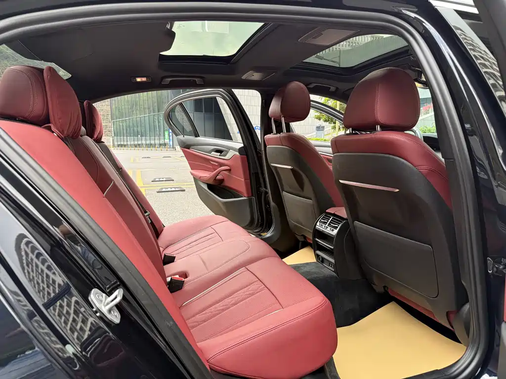 BMW BMW 5 Series 2022 Model Year Facelift 530Li Leading Type M Sport Package 2022 - thumbnail 8