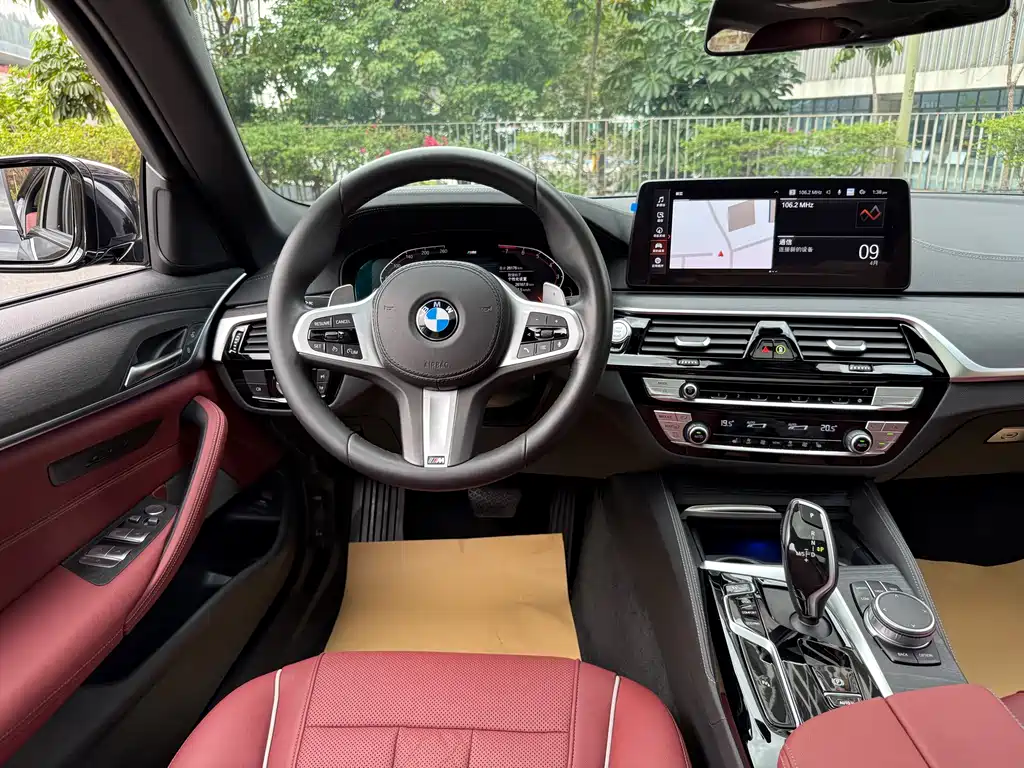 BMW BMW 5 Series 2022 Model Year Facelift 530Li Leading Type M Sport Package 2022 - thumbnail 13