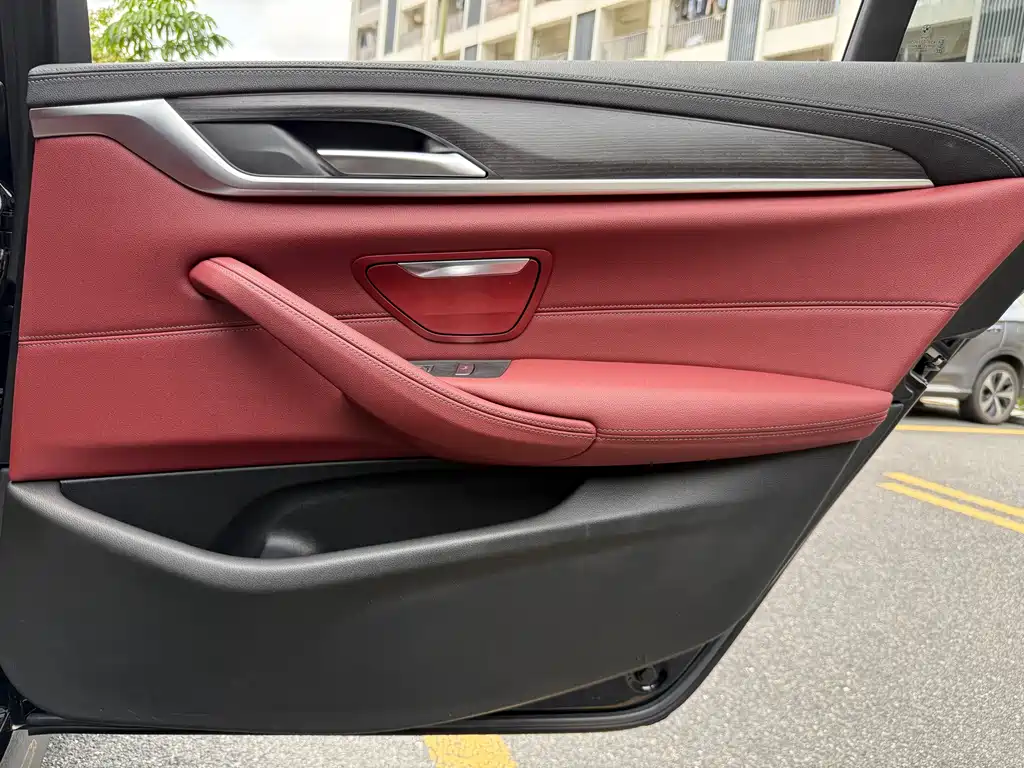 BMW BMW 5 Series 2022 Model Year Facelift 530Li Leading Type M Sport Package 2022 - thumbnail 16