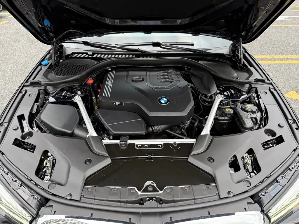 BMW BMW 5 Series 2022 Model Year Facelift 530Li Leading Type M Sport Package 2022 - thumbnail 22