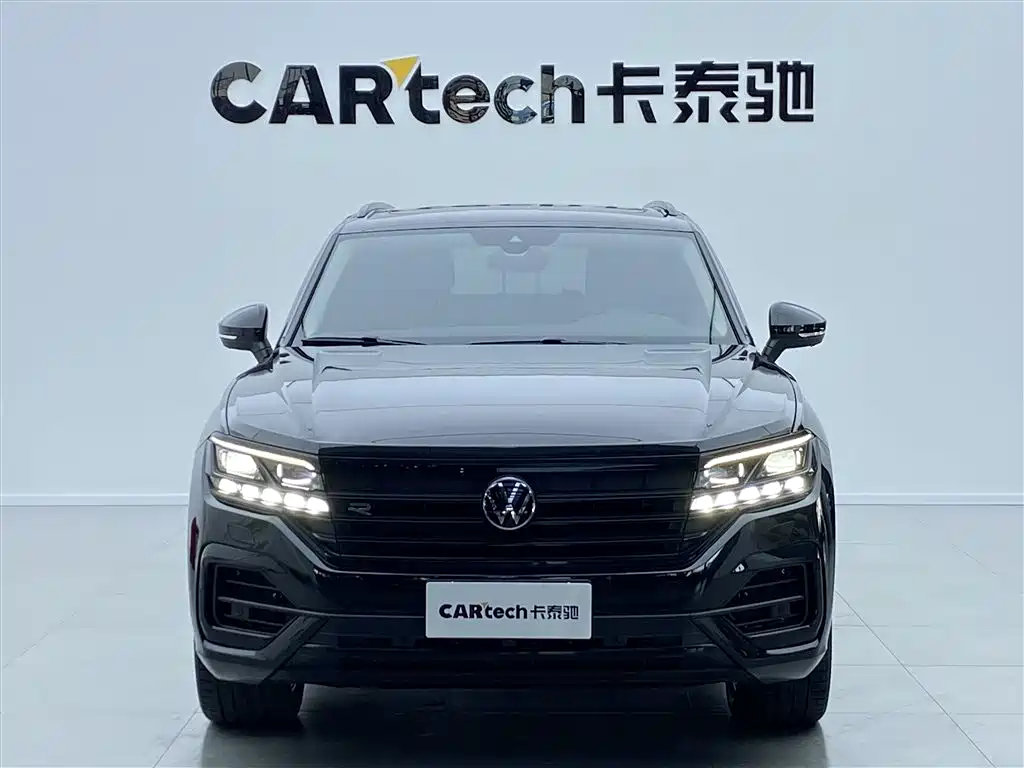 Volkswagen Volkswagen Touareg 2022 3.0TSI R-Line Black Sport Package 2023 - thumbnail 3