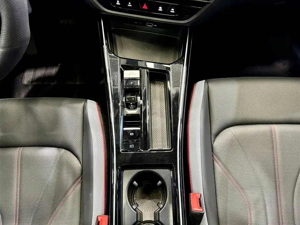 Volkswagen Lamando 2025 Lamando L 280TSI DSG Cool & Spicy PLUS Edition 2025 - thumbnail 21