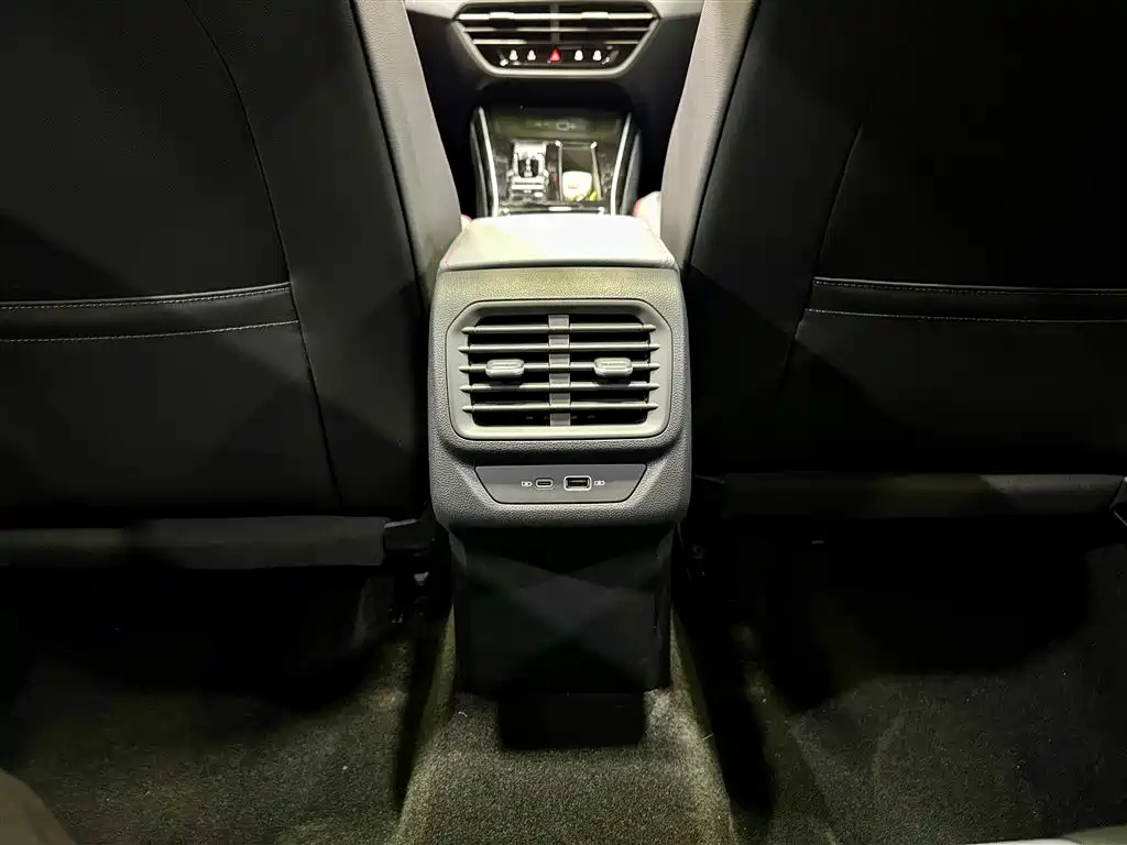 Volkswagen Lamando 2025 Lamando L 280TSI DSG Cool & Spicy PLUS Edition 2025 - thumbnail 22