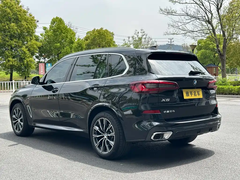 BMW BMW X5 xDrive 30Li M Sport Package Premium 2022 Model Year 2022 - thumbnail 22