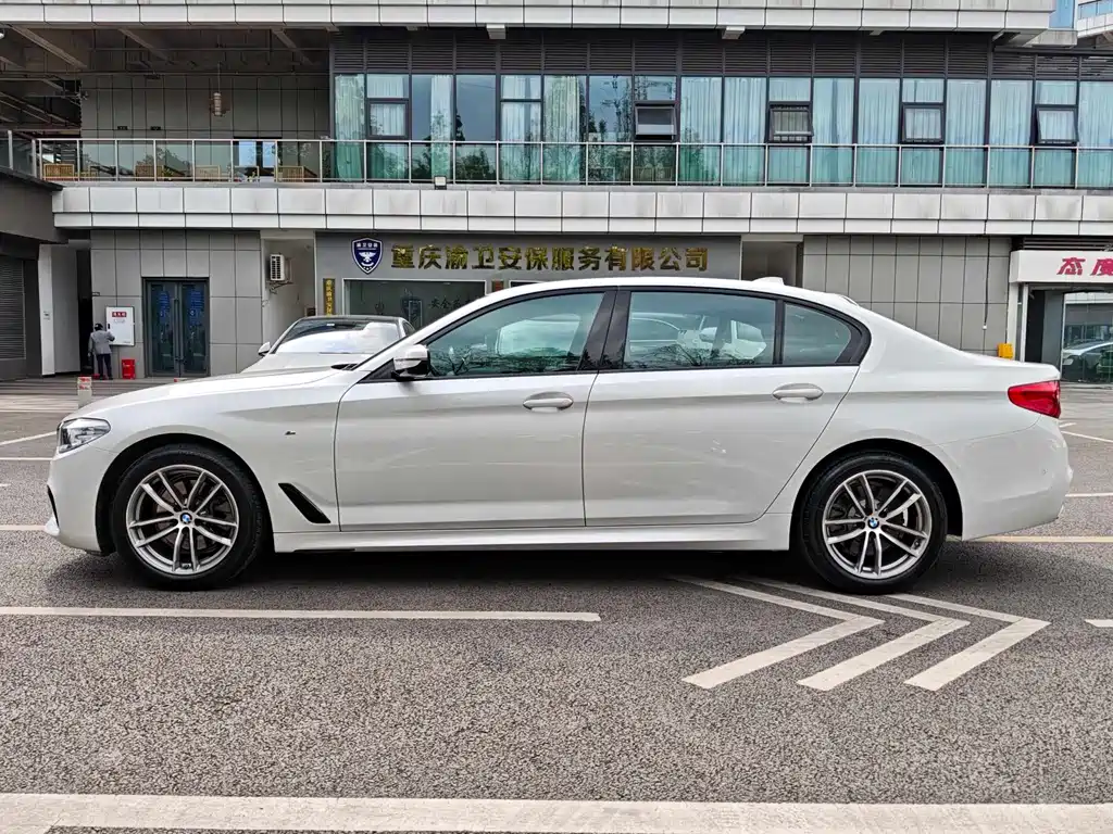 BMW BMW 5 Series 2019 Model Year Facelift 525Li M Sport Package 2019 - thumbnail 5
