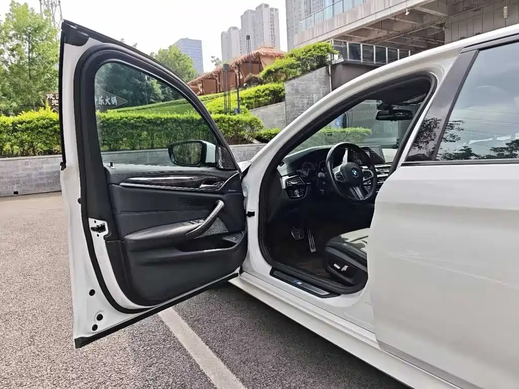 BMW BMW 5 Series 2019 Model Year Facelift 525Li M Sport Package 2019 - thumbnail 12