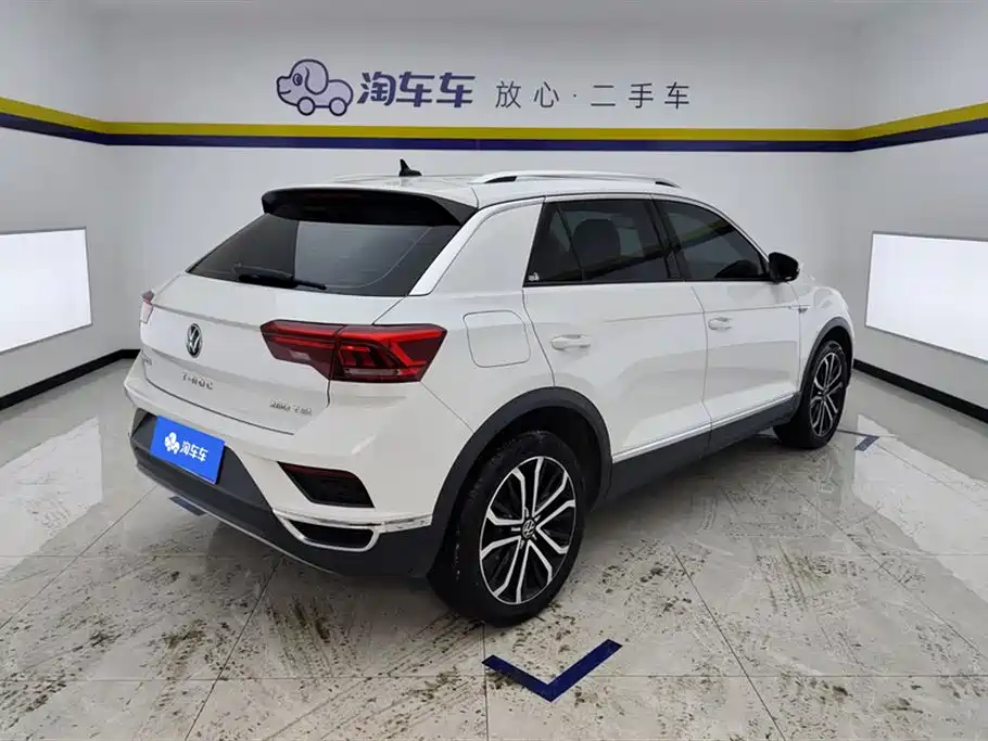 Volkswagen T-Roc 2021 280TSI DSG 2WD Comfort Connect Edition 2022 - thumbnail 3