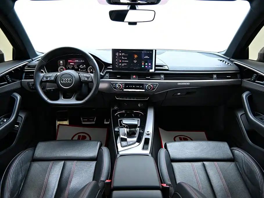 Audi Audi A4L 2022 40 TFSI quattro RS Sport Package 2023 - thumbnail 15