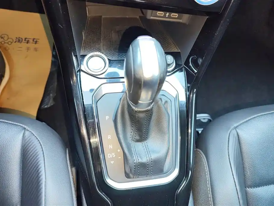 Volkswagen T-Roc 2021 280TSI DSG 2WD Comfort Connect Edition 2022 - thumbnail 16