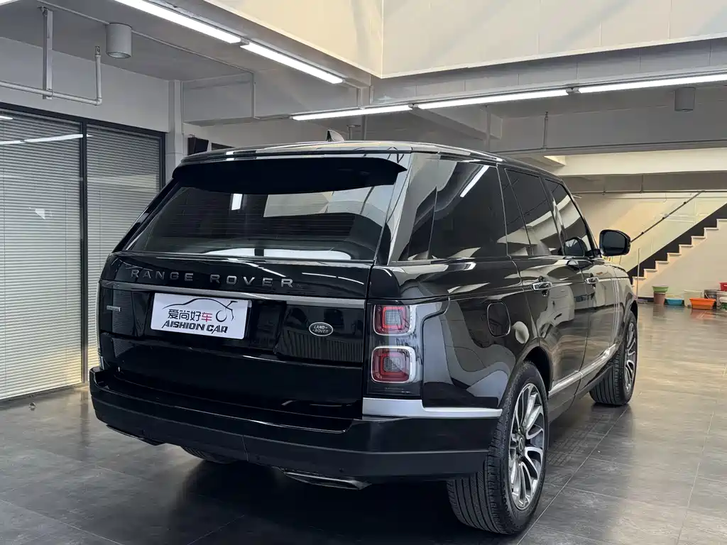 Land Rover Range Rover 2018 3.0 SC V6 Vogue Heritage Edition 2018 - thumbnail 7