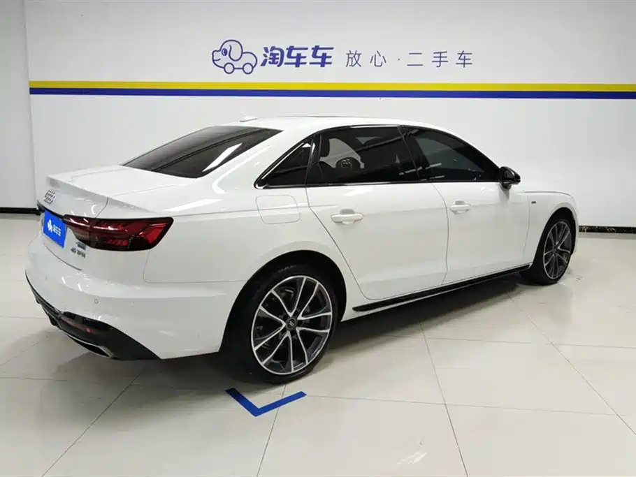 Audi Audi A4L 2024 40 TFSI Premium Dynamic Edition 2024 - thumbnail 3