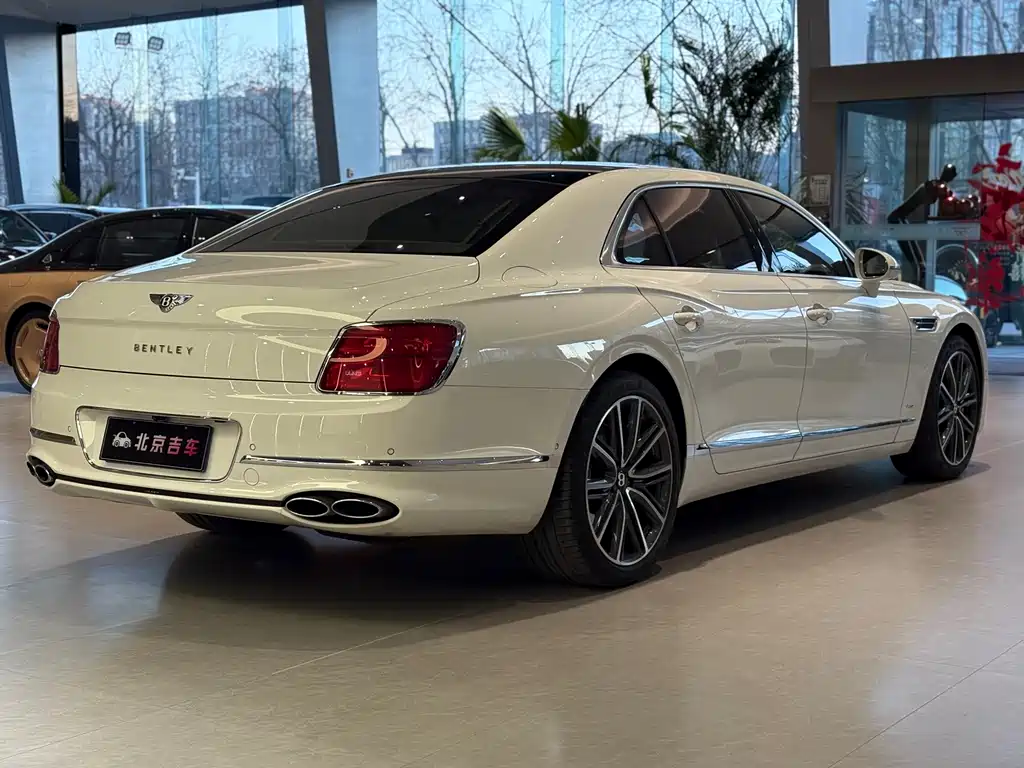 Bentley Bentley Flying Spur 2022 4.0T V8 Standard Edition 2022 - thumbnail 5
