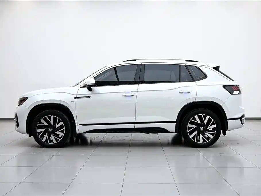 Volkswagen Tayron 2023 330TSI R-Line High Performance Edition 2WD 2023 - thumbnail 5