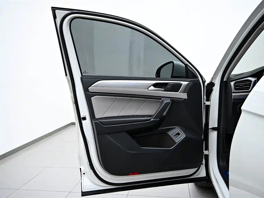 Volkswagen Tayron 2023 330TSI R-Line High Performance Edition 2WD 2023 - thumbnail 21