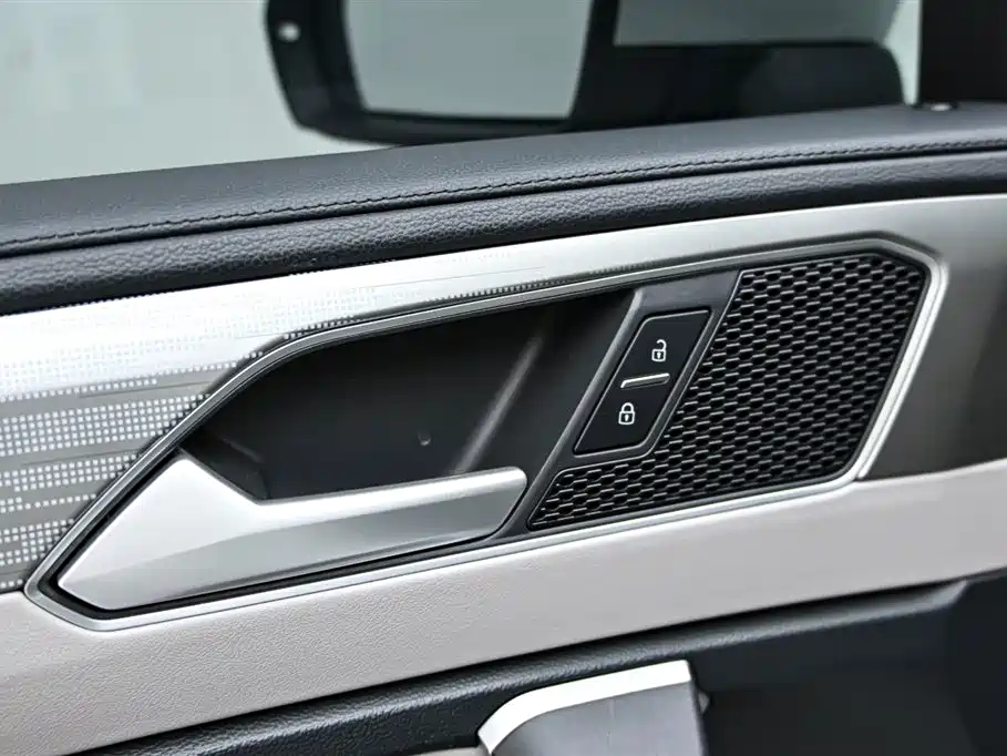 Volkswagen Tayron 2023 330TSI R-Line High Performance Edition 2WD 2023 - thumbnail 25