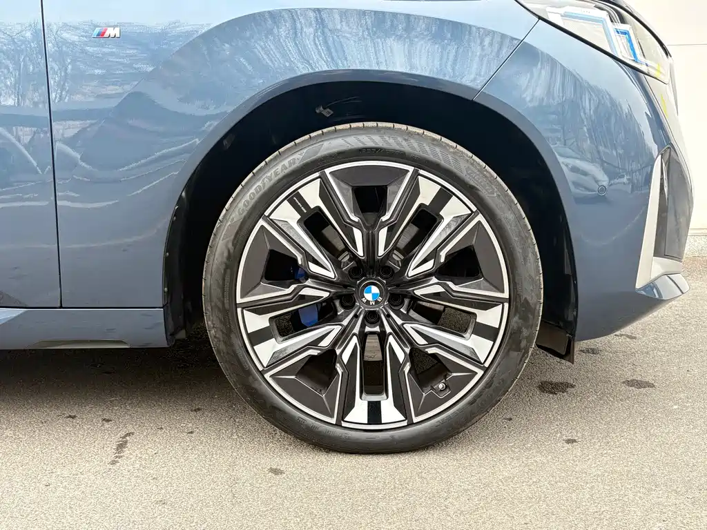 BMW BMW X3 2025 xDrive30L Premium M Sport Package 2025 - thumbnail 5