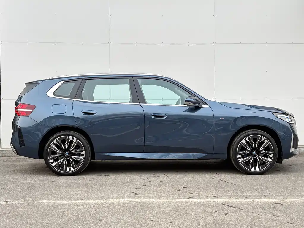 BMW BMW X3 2025 xDrive30L Premium M Sport Package 2025 - thumbnail 10
