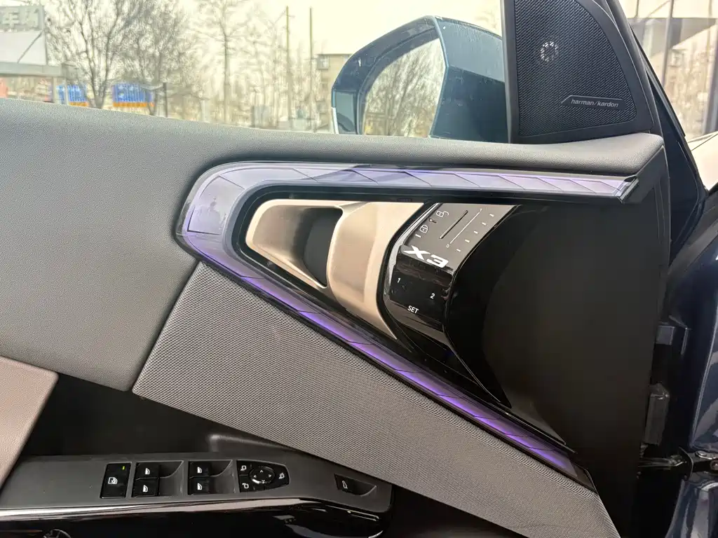 BMW BMW X3 2025 xDrive30L Premium M Sport Package 2025 - thumbnail 14