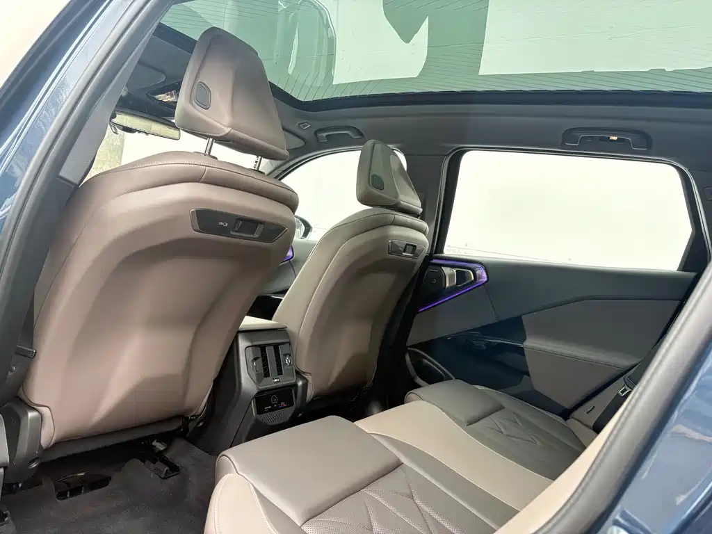 BMW BMW X3 2025 xDrive30L Premium M Sport Package 2025 - thumbnail 15
