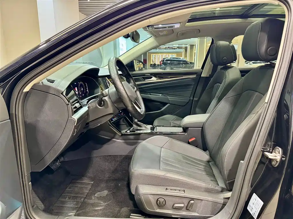 Volkswagen Passat 2025 Model Outstanding 330TSI Elite Edition 2025 - thumbnail 18
