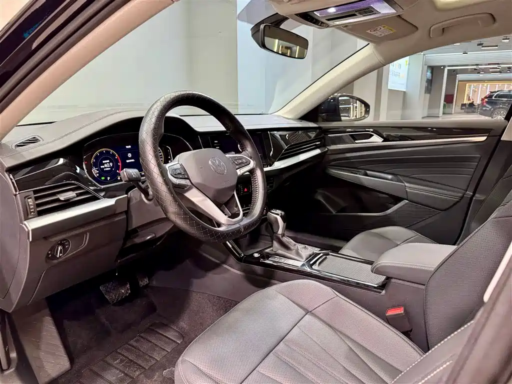 Volkswagen Passat 2025 Model Outstanding 330TSI Elite Edition 2025 - thumbnail 26