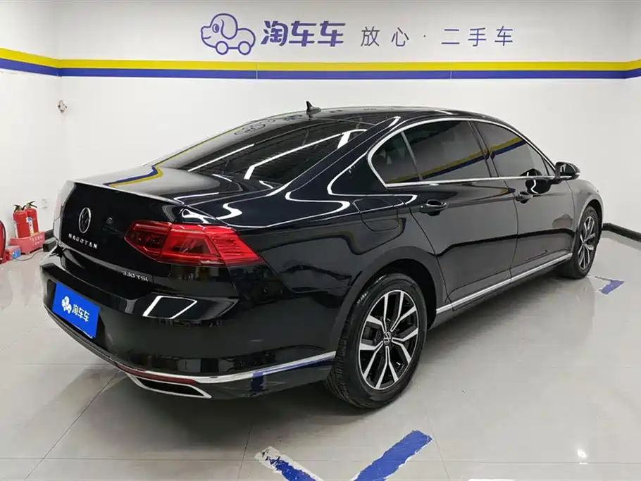 Volkswagen Magotan 2020 330TSI DSG Leading Edition 2022 - thumbnail 3