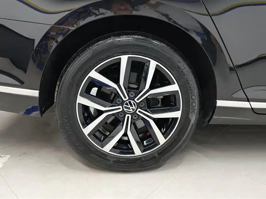 Volkswagen Magotan 2020 330TSI DSG Leading Edition 2022 - thumbnail 6